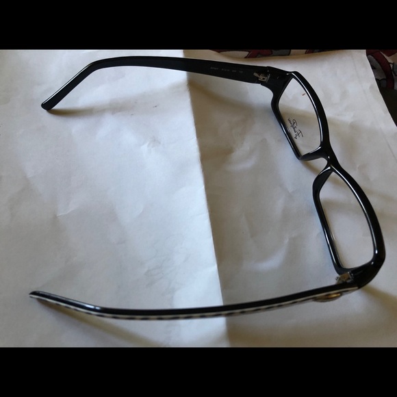 Emilio Pucci Black and White Geometric Frames. - Picture 2 of 4